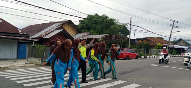 
					Awali Dengan Apel Pagi, Bentuk Sat Lantas Siap Menjalankan Tugas