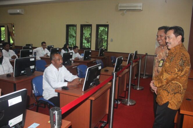 
					44 Bakal Calon Kades Ikuti Tes Seleksi