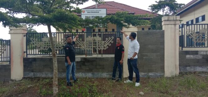 
					Gedung Uji Kir Kendaraan Dishub Lampung Barat Terkesan Mubazir