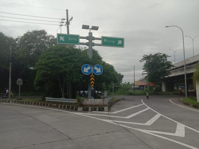 
					Dishub Provinsi : Robohnya Rambu Di Pintu Keluar Tol Penompo Tanggung Jawab PT. HMI