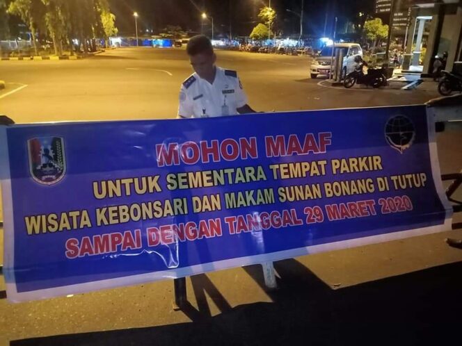 
					Wisata Religi Di Tuban Sementara Waktu Ditutup
