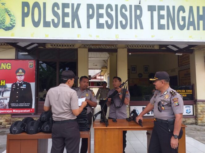 
					Kabag Sumda Melakukan Pengecekan Senpi dan Kendaraan Dinas di Polsek Jajaran