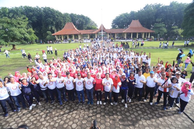 
					Wabup Minta Masyarakat Sidoarjo Tidak Panik Hadapi Wabah Virus Corona