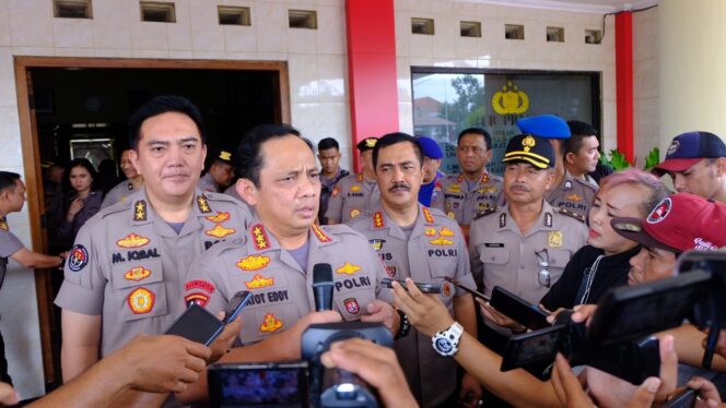 
					Rakernis Baharkam Polri 2020 Diisi Baksos dan Bakti Kesehatan Bagi Ribuan Warga