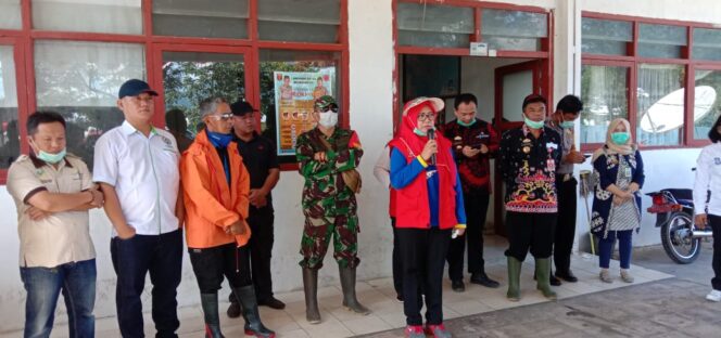 
					Tim Pencegahan Memutus Mata Rantai Virus Covid 19 Kecamatan Belalau Lampung Barat