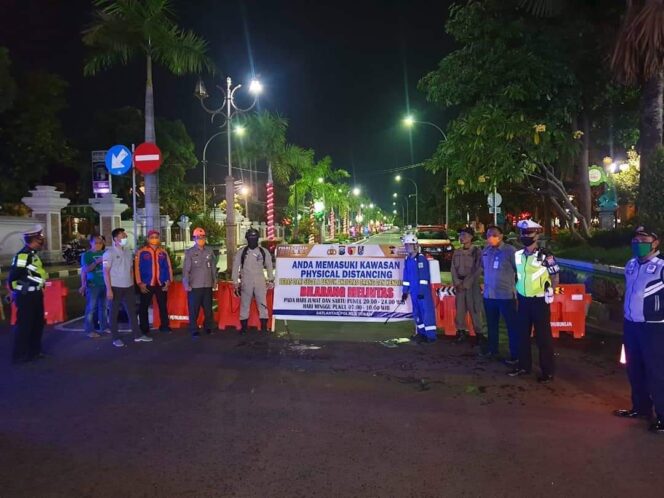 
					Empat Jalan Protokol di Tuban Diberlakukan physical distancing