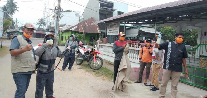 
					Cegah Covid 19, BPBD Aceh Timur Semprot Desinfektan Masjid Jamid Baitul Muttaqim Kampung Jawa