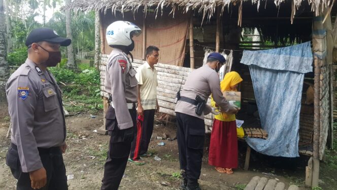 
					SATBRIMOB POLDA ACEH MELAKSANAKAN BAKTI BRIMOB