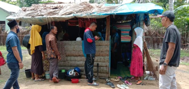 
					Tinggal Di Rumah Tak Layak Huni “Aisyah” dikunjungi Tim Dinas Sosial Aceh Timur