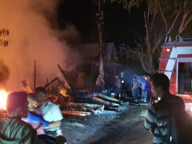 
					Kebakaran Rumah dan Kios di Ranto Peureulak