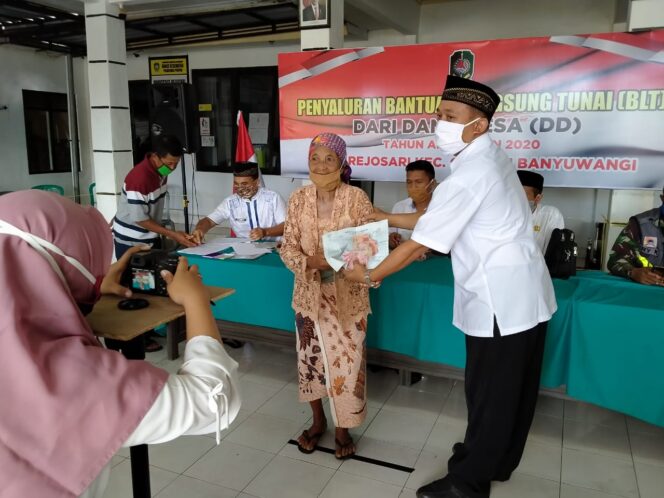 
					PENYALURAN BLT DD DESA REJOSARI BERJALAN LANCAR WALAUPUN BANYAK KENDALA