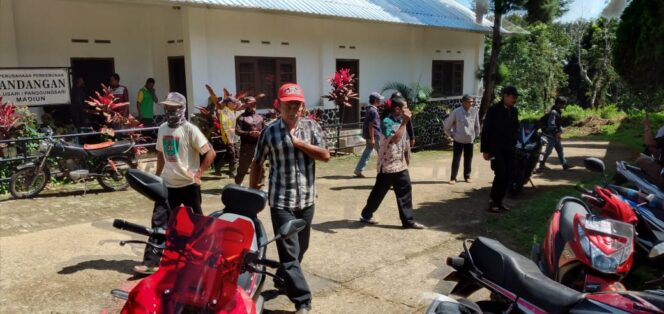 
					Puluhan Karyawan PT Perkebunan Kopi Kandangan Pulosari-Panggungsari Madiun Gruduk Pihak Management