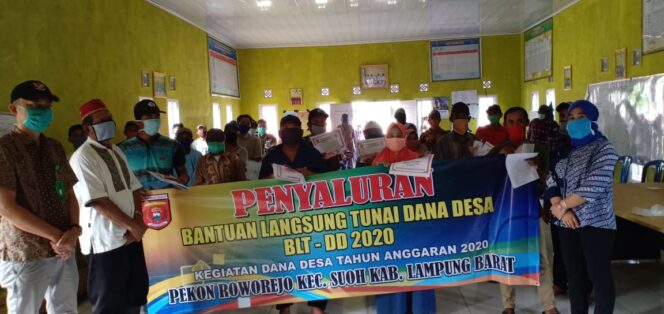 
					Pekon Ruworejo Kecamatan Suoh Salurkan BLT – DD