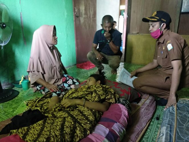 
					Dinsos Aceh Timur Bantu Warga Kurang Mampu Yang Sedang Sakit Kanker