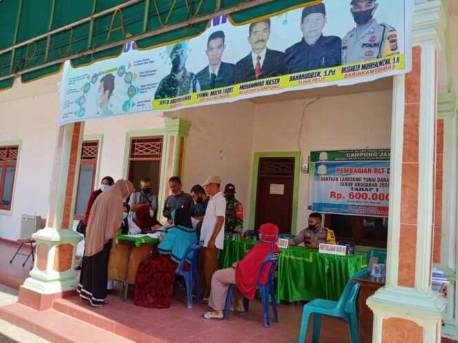 
					Penyaluran BLT-DD Kampung Jawa Idi Rayeuk Berjalan Sukses