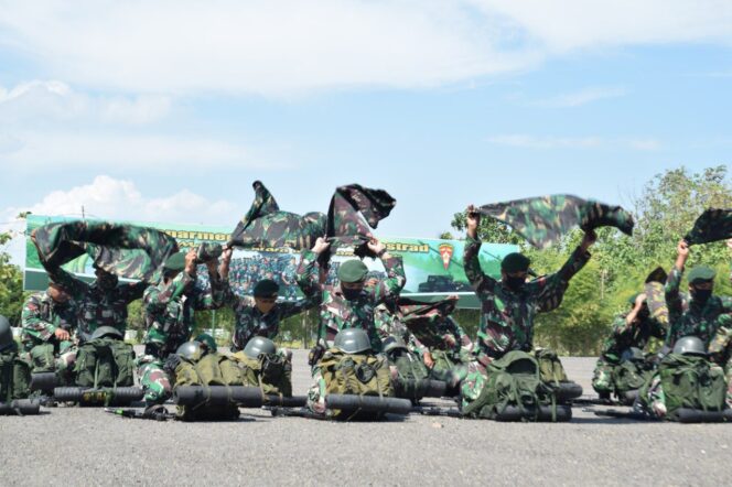 
					Pertiwi Memanggil, Prajurit Yonarmed 12/Divif 2 Kostrad Gelar Latihan Kesiap Siagaan