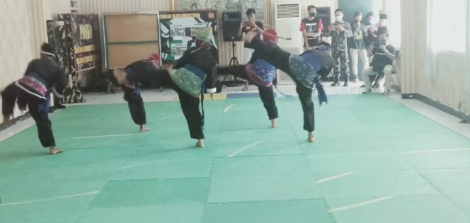 
					15 Perguruan Pencak Silat Adu Keahlian