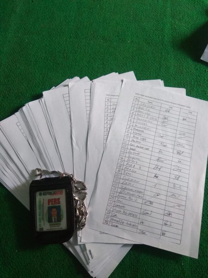 
					Oknum Polisi Polsek Bangilan Rasa Polda Dipetisi Warga Supaya Dicopot.