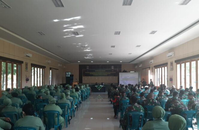 
					Cegah Pelanggaran Prajurit dan Persit Yonarmed 12/Divif 2 Kostrad Terima Penyuluhan Hukum