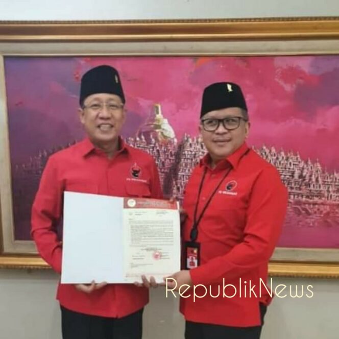 
					Setiajit Terima Rekom Sebagai Cabup Tuban 2020-2024 Dari PDI-P.