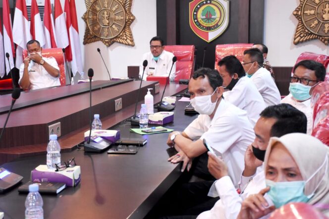 
					Optimalisasi Pajak Pusat dan Daerah Tahun 2020, Bupati Mojokerto Lakukan Penandatangan PKS