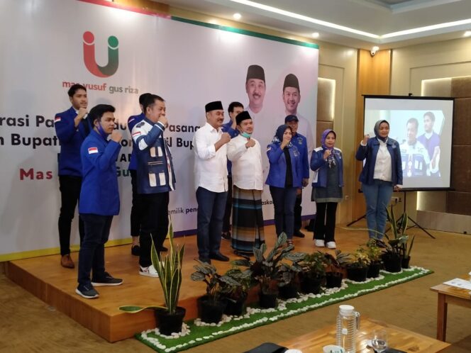 
					DEKLARASI PARTAI PENDUKUNG PASANGAN CABUP CAWABUP BANYUWANGI MAS YUSUF GUS RIZA.