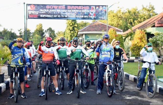
					Kodim 0811 Tuban Gelar Gowes Bersama Sambut HUT TNI ke-75 Tahun 2020.