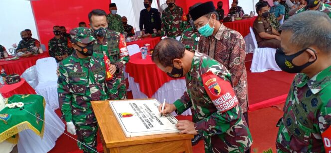 
					Panglima Kodam V/Brawijaya Resmikan Koramil 0811/20 Grabagan Tuban