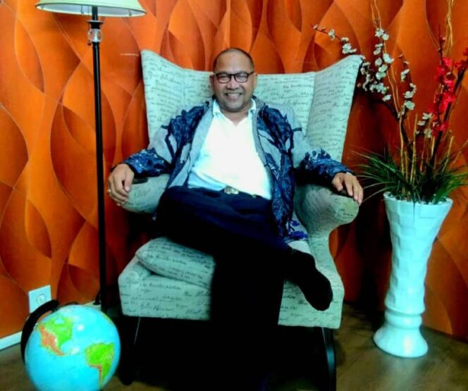 
					Presiden Turki Mr Erdogan Tertarik “Jas Batik” Presiden Dunia Mr Djuyoto Suntani