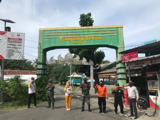 
					Koramil 422-02/Pesisir Selatan Tetap Siaga PAM di Objek Wisata