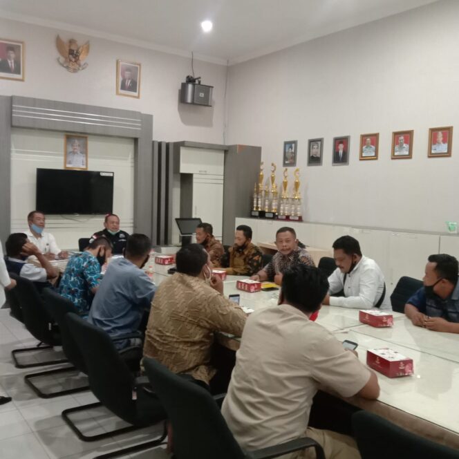 
					Team 9 “Kare Nyawiji Datangi BPN Madiun” HGU PT Perkebunan Kandangan, Di Pertanyakan..?