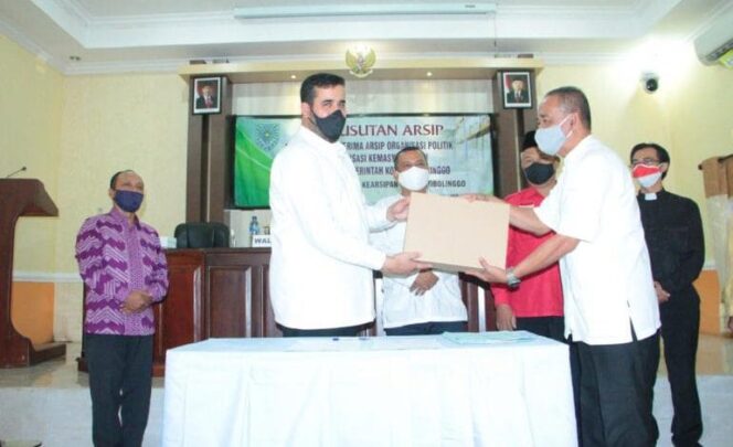 
					Pemkot Probolinggo Lakukan Penyelamatan Arsip Parpol dan Ormas