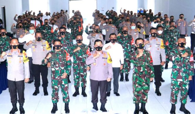 
					Pangdam V Brawijaya Bersama Kapolda Jatim Dan Pangkoarmada II Lakukan Kunjungan Kerjanya Di Kabupaten Tuban