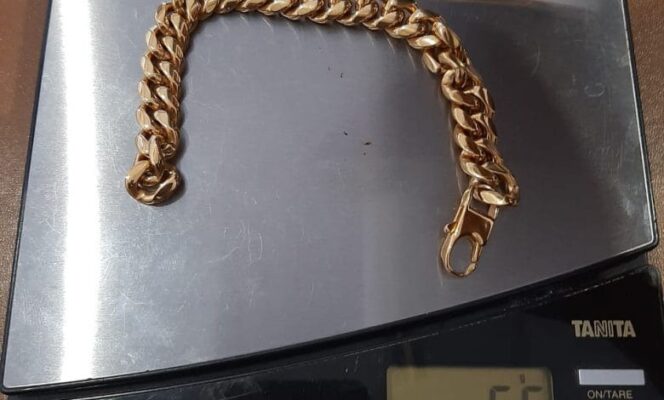 
					Aksi Penipuan Emas Di Lumajang Rugikan Milyaran Rupiah