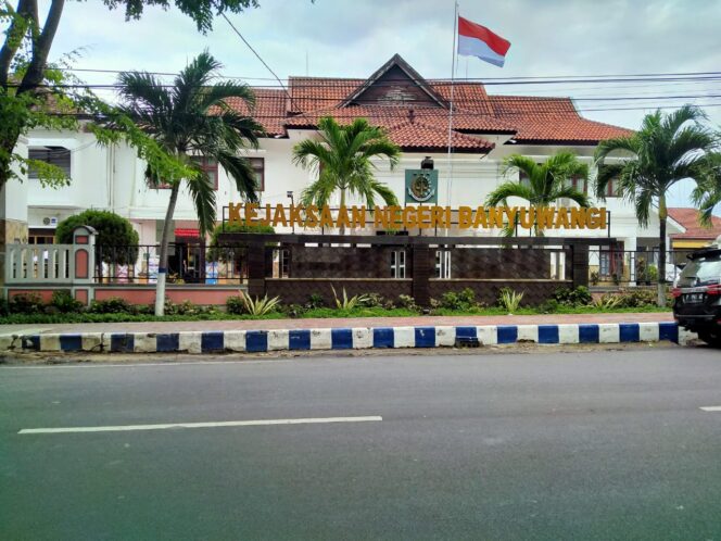 
					Pengembalian Berkas Oleh JPU Banyuwangi Ke Penyidik Menuai Tanda Tanya