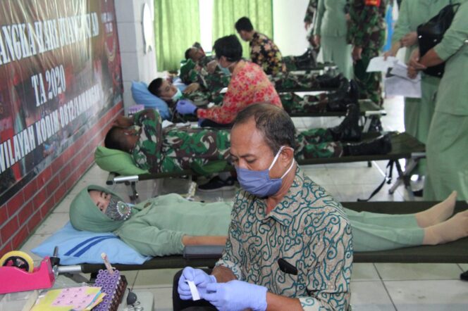 
					Setetes darah dari Kodim Lamongan Untuk Rakyat