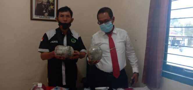 
					3 Pengedar Ganja Diamankan Satnarkoba Polres Lampung Barat
