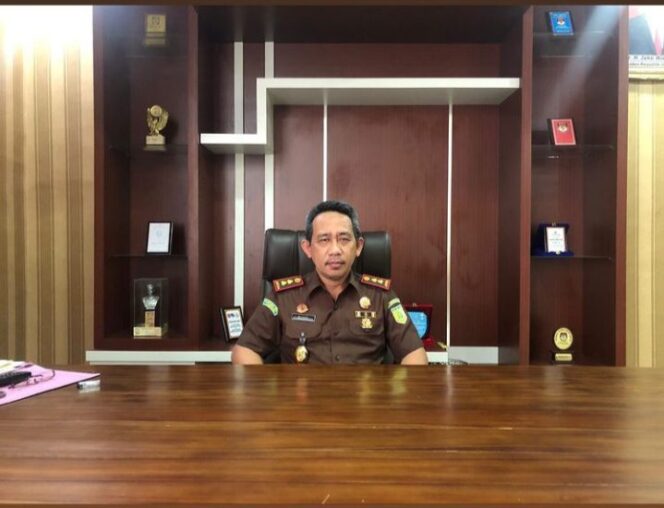 
					Tersangkut Korupsi Dana Desa, Mantan Peratin Teba Lyokh Di Tahan