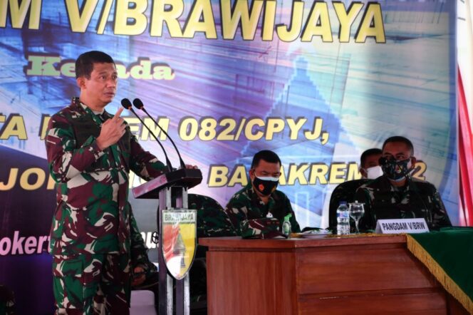 
					Pada Kunker Makorem 082/CPYJ “Pangdam V/Brawijaya” Larang Prajurit Berusia Diatas 50 Tahun Berkantor