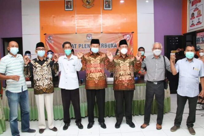 
					Rapat Pleno Pengusulan Pengesahan Bupati dan Wabup Kabupaten Lamongan Terpilih.