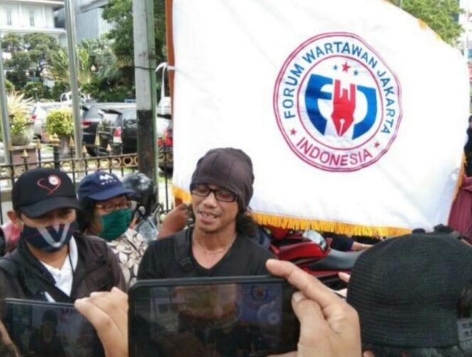 
					Ketum FWJ Angkat Bicara “Penangkapan Wartawan di Polres Enrekang Salah Kaprah”