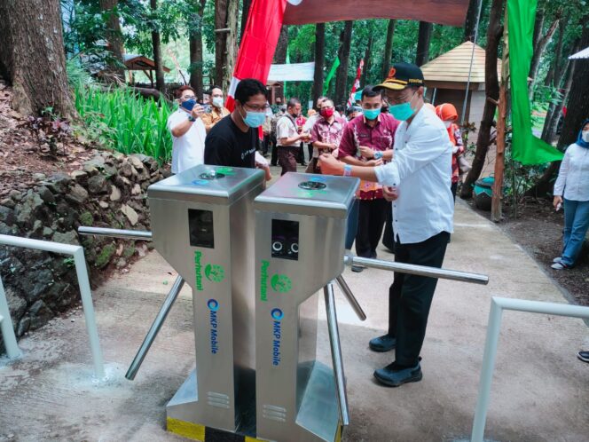 
					Perhutani Divisi Regional (Divre) Jawa Timur Luncurkan e-ticketing