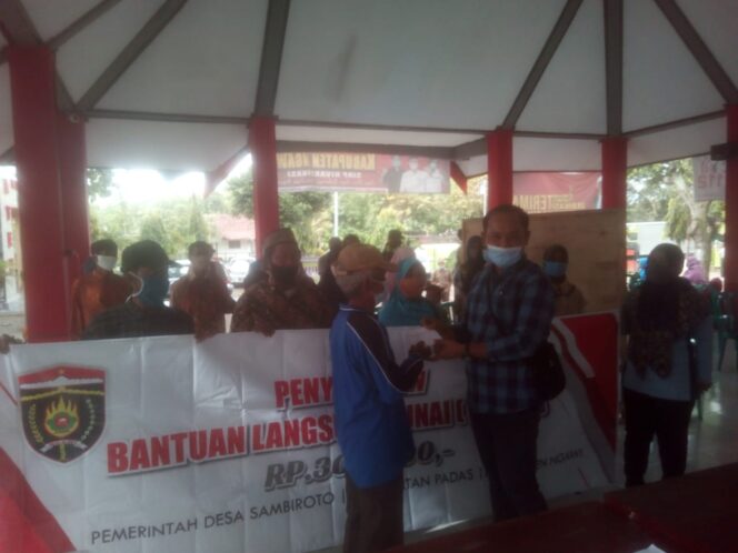 
					PEMERINTAH DESA SAMBIROTO SALURKAN PROGRAM BLT DD KE 36 KPM