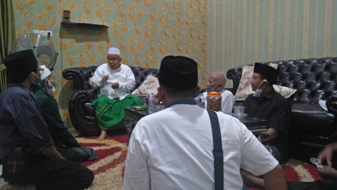 
					Relawan Joman Mantabkan Program Berbagi Takjil Di Seluruh Kab/Kota Mojokerto