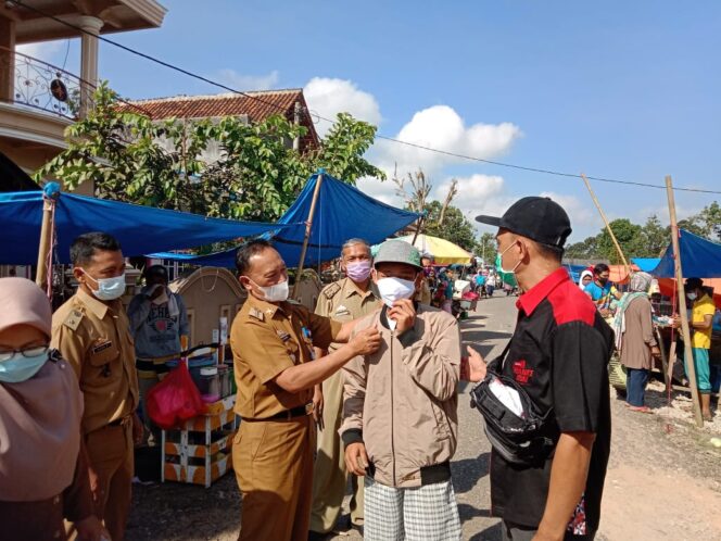 
					Tim Gugus Tugas kecamatan Batu Ketulis Kembali Turun ke pasar Tradisional Pekon Way Ngison