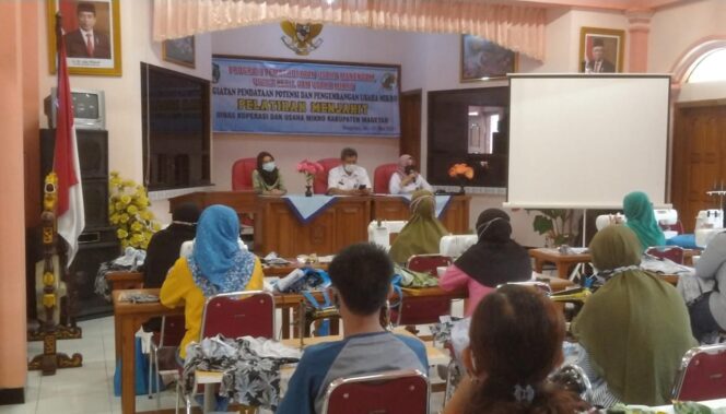 
					Pelatihan Wirausaha Dinas Koperasi Dan Usaha Mikro Kabupaten Magetan