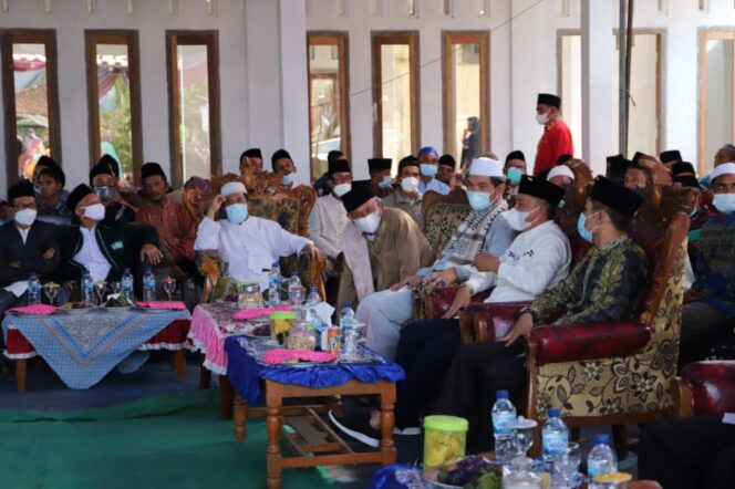 
					Bupati Lampung Barat Hadiri Haul dan Haflah Khotmil Qur’an Di Ponpes Miftahul Ulum