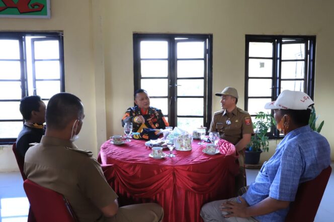 
					Audiensi Irjen Pol Ike Edwin Dengan Bupati Lampung Barat