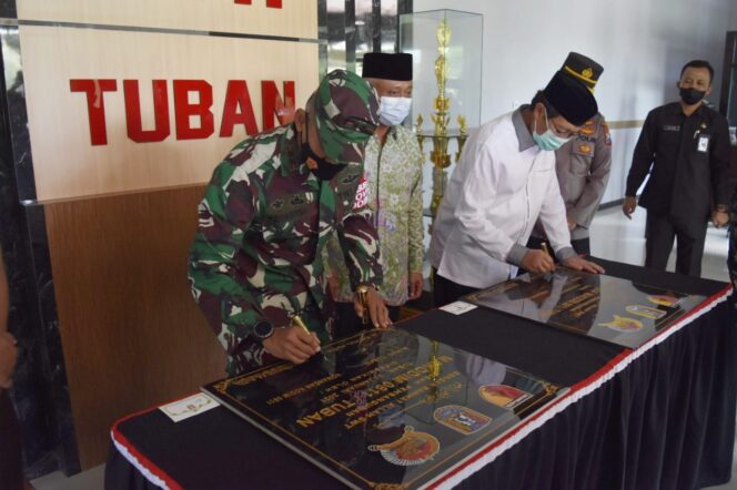 
					Gedung Baru Markas Kodim 0811 Tuban Diresmikan Bupati Tuban