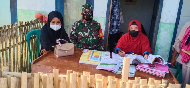 
					Babinsa Pekon Tembelang Hadir Dalam Pelaksanaan Posyandu Bumil Dan Balita